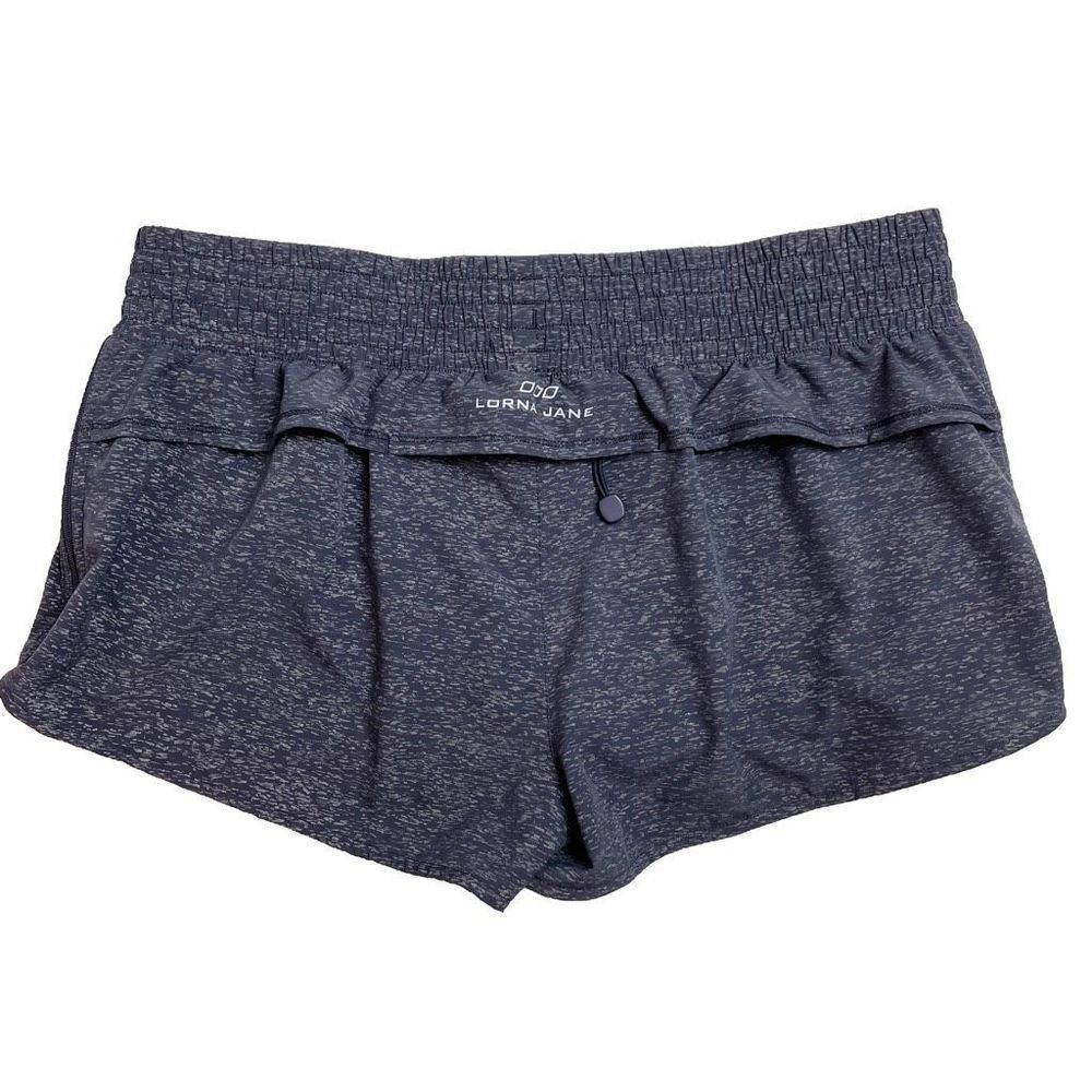 Lorna Jane Zip It Perforated Run Short Lined Grey Foil XXL - Picture 2 of 9